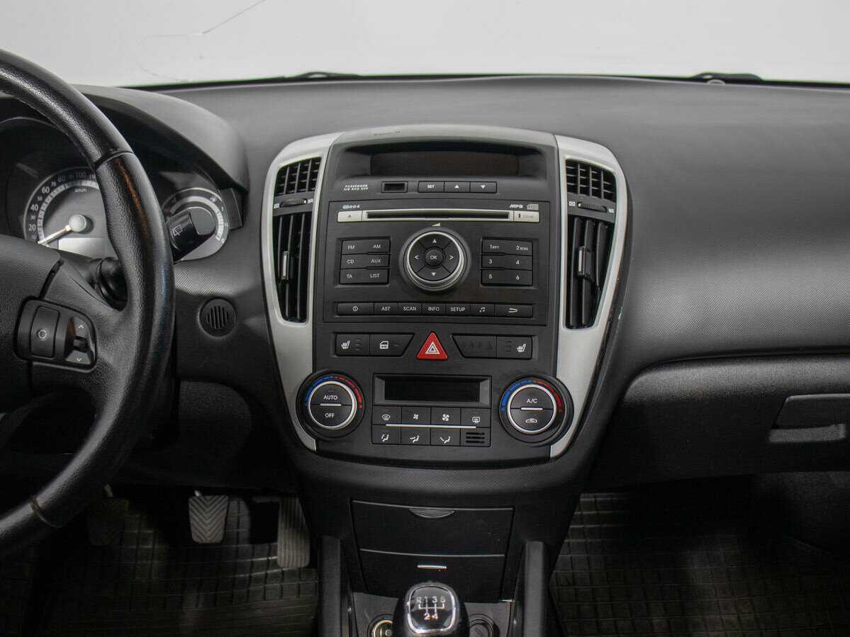 Kia Ceed, 2010 Фото №14