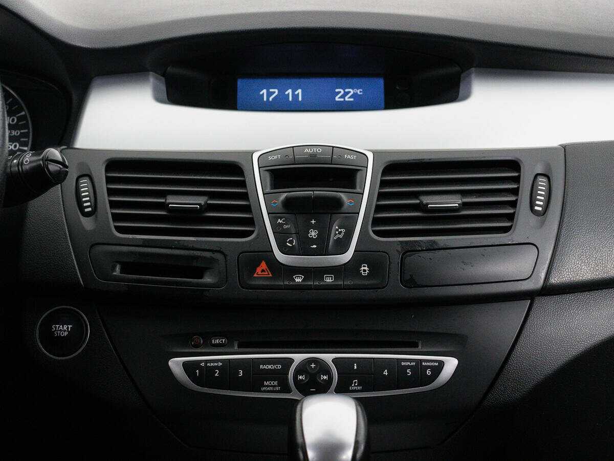 Renault Laguna, 2008 Фото №14