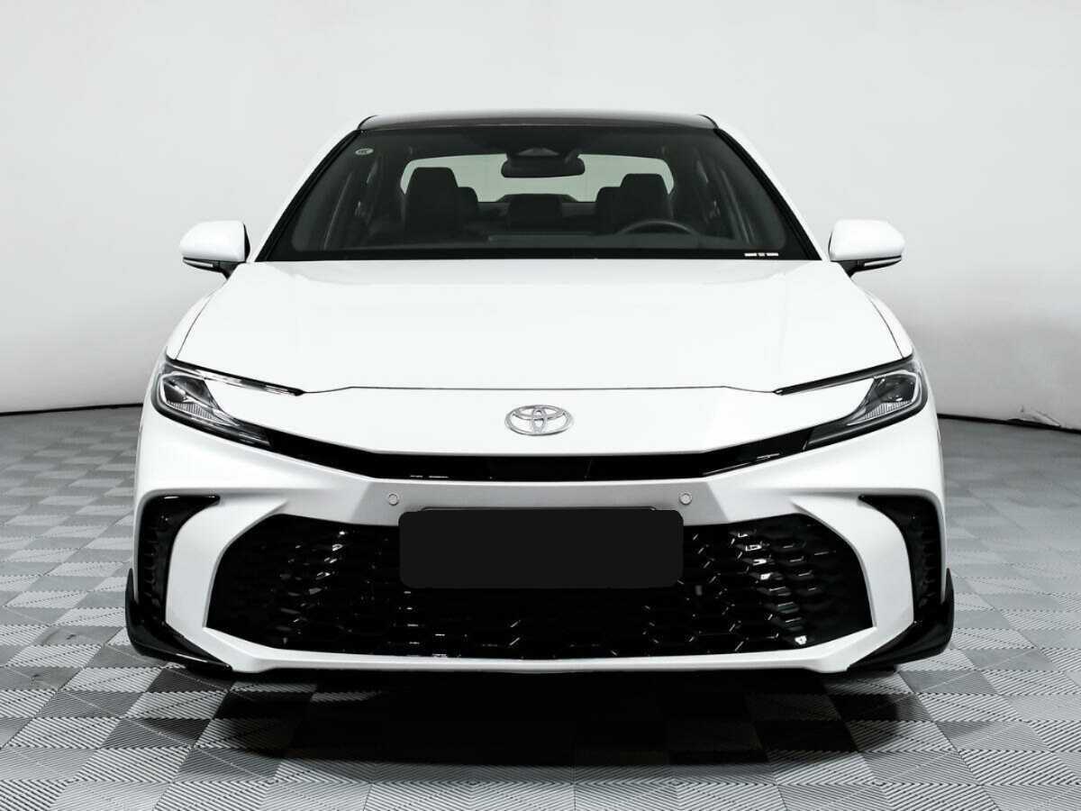 Toyota Camry, 2024 - 24 км. | Фото №2