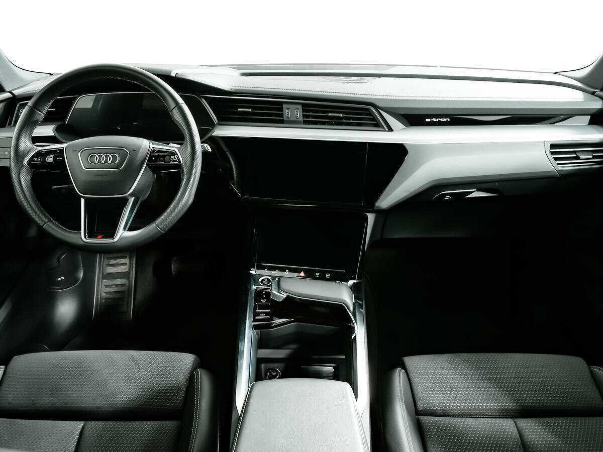 Audi e-tron 50, 2022 Фото №13
