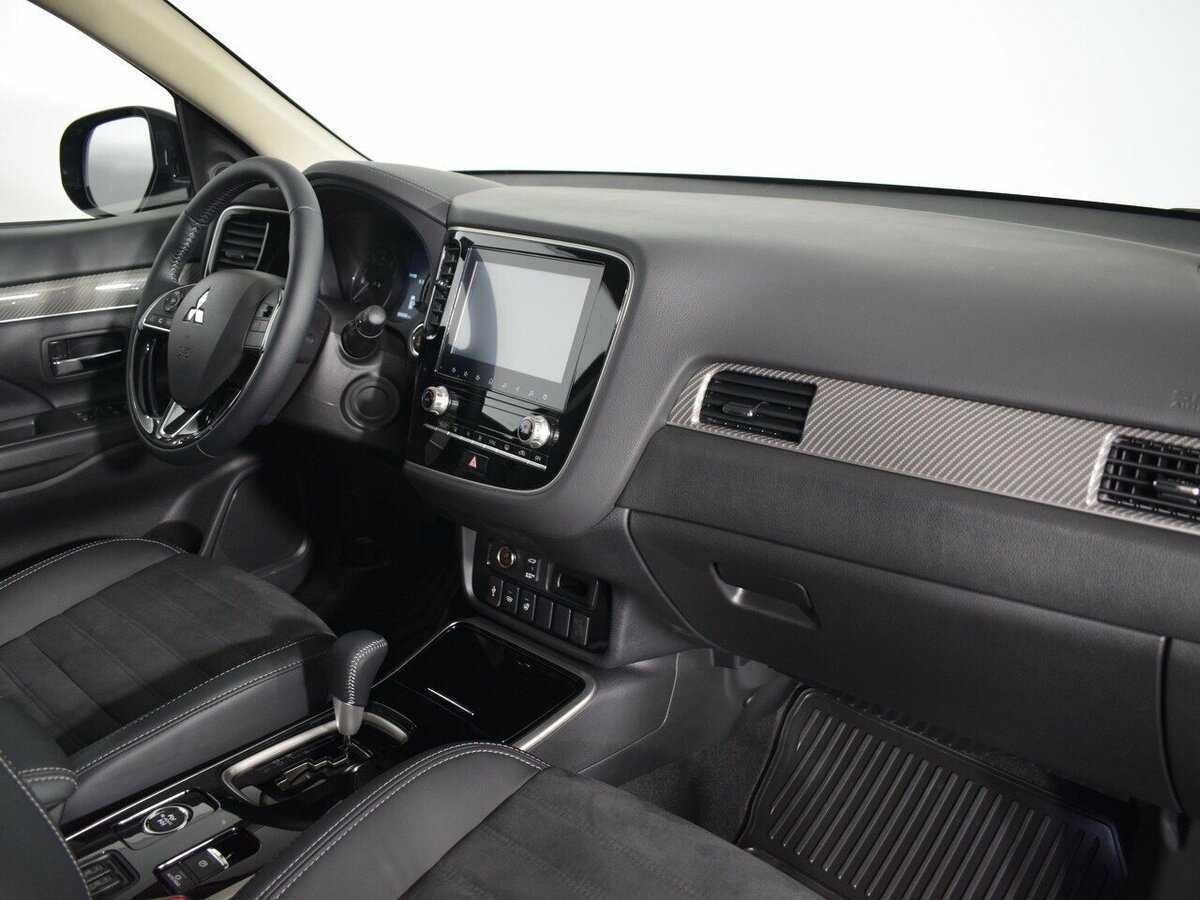 Mitsubishi Outlander, 2022 - 76 км. | Фото №8