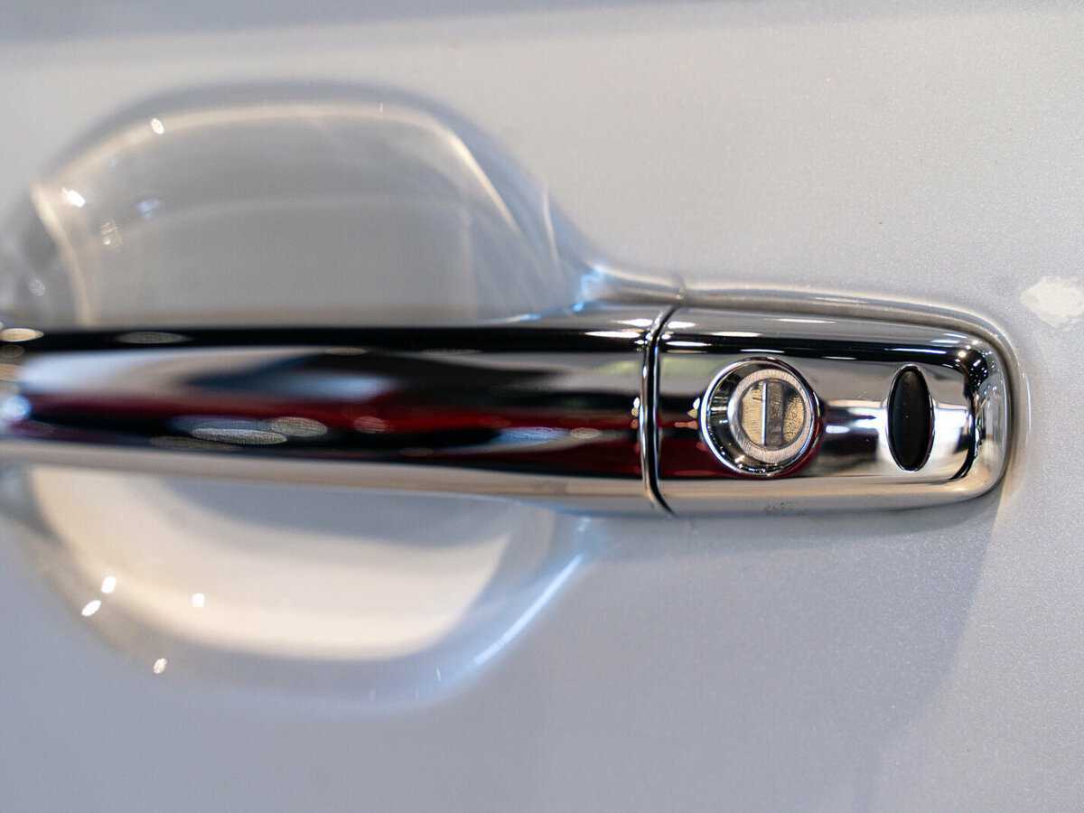 Mitsubishi Outlander, 2022 Фото №10