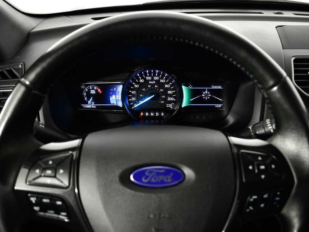 Ford Explorer, 2019 Фото №12
