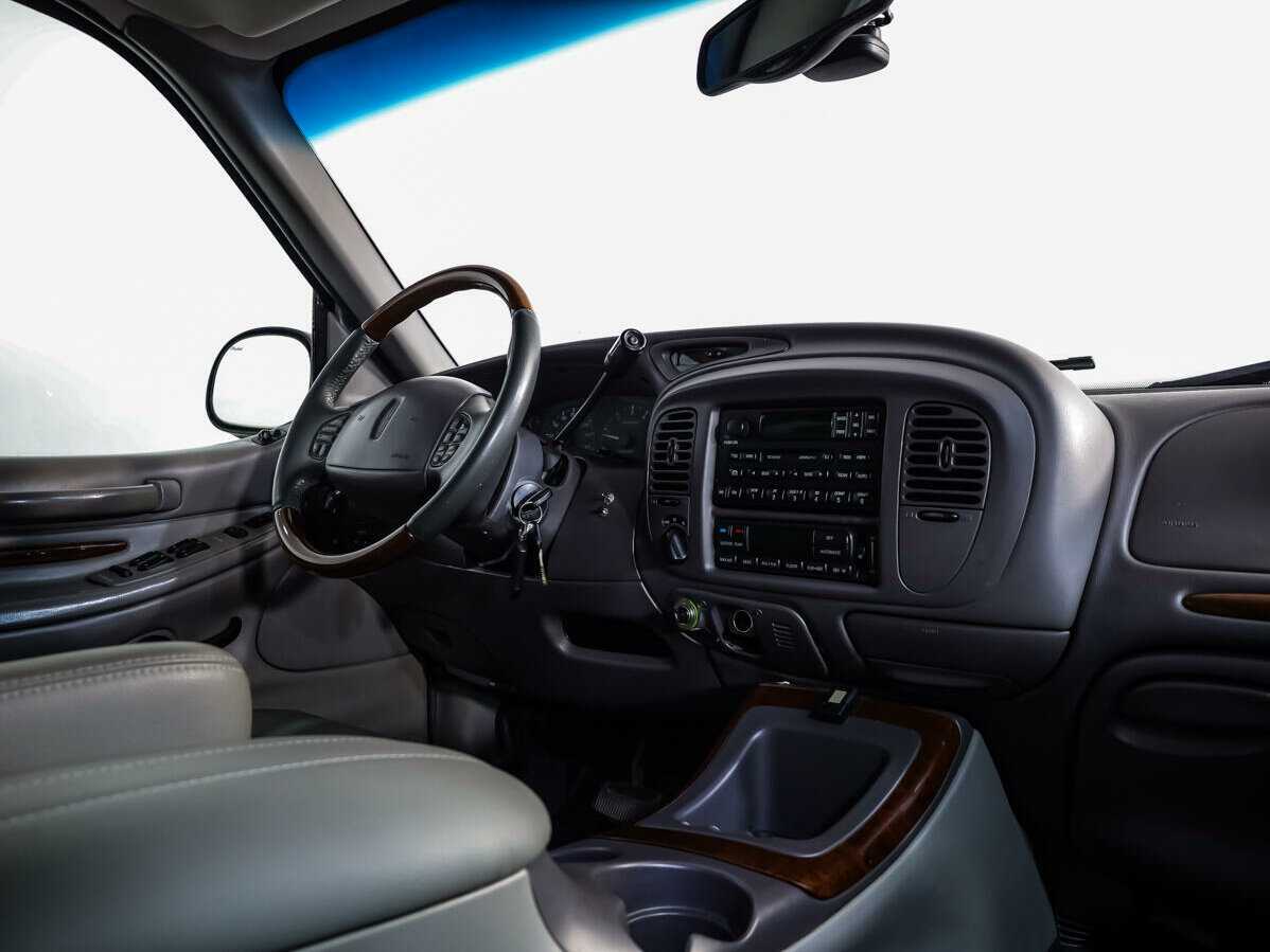 Lincoln Navigator, 1999 Фото №8