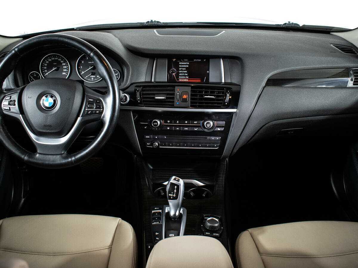 BMW X3 28i xDrive, 2015 Фото №10