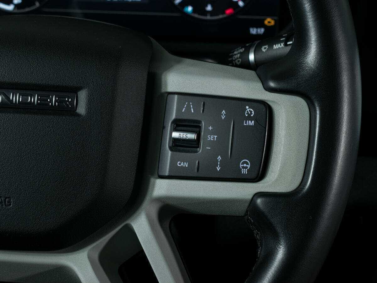 Land Rover Defender 110, 2020 Фото №11