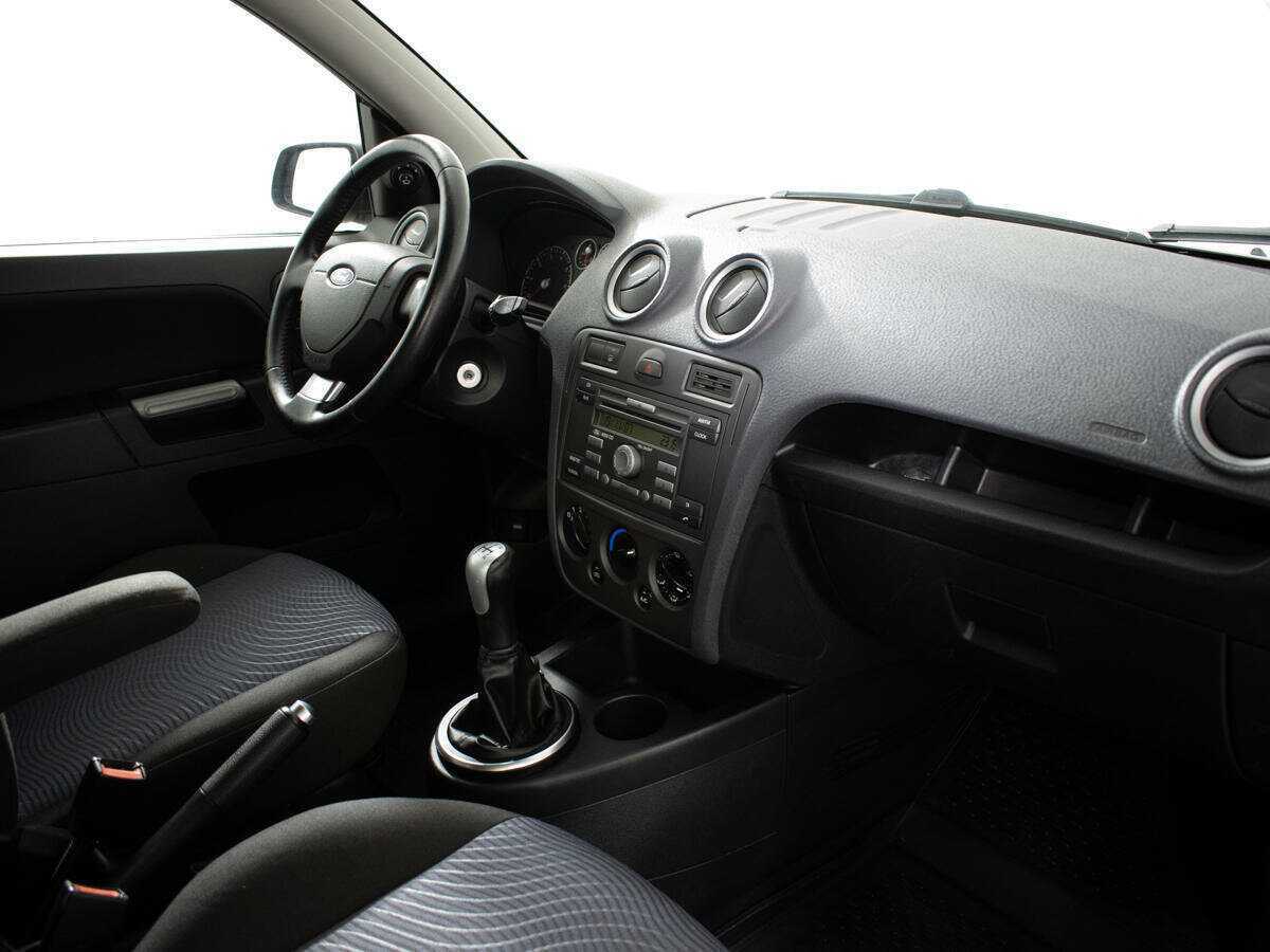 Ford Fusion, 2007 - 143 357 км. | Фото №7