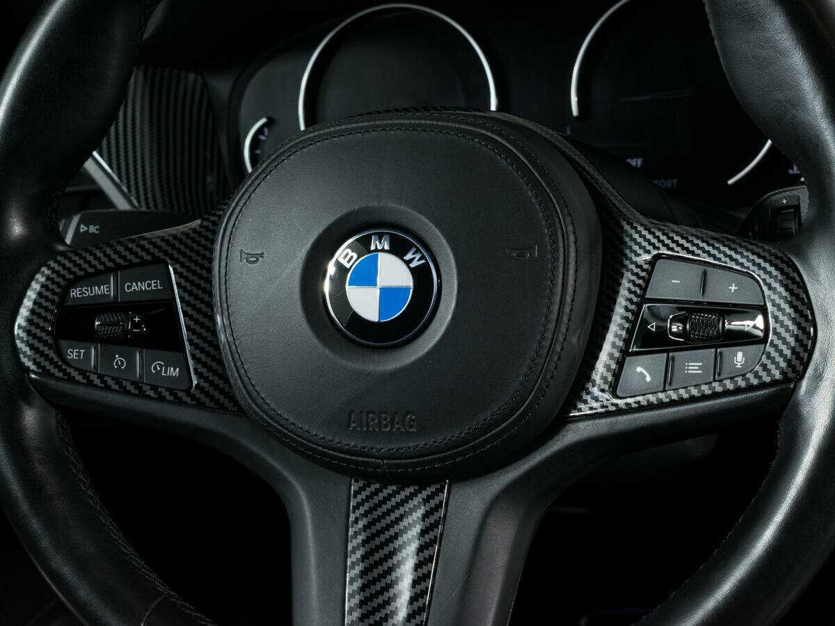 BMW 3 серии 320i xDrive, 2020 Фото №14