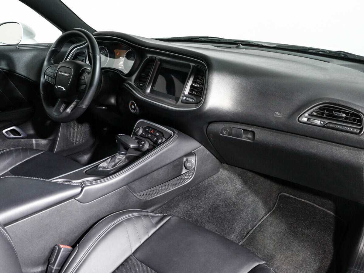 Dodge Challenger, 2022 Фото №8