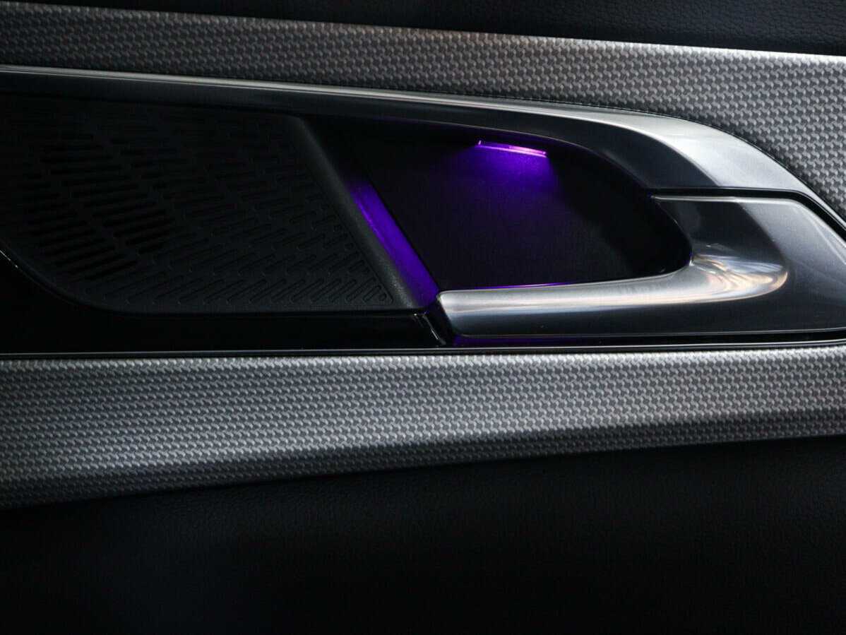 Hongqi H5, 2023 Фото №15