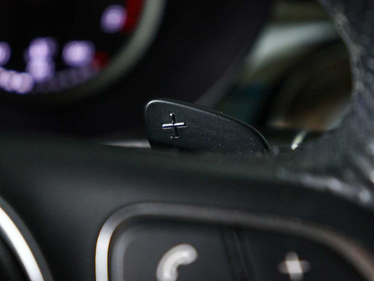 Mercedes-Benz GLC Coupe 300, 2017 Фото №18