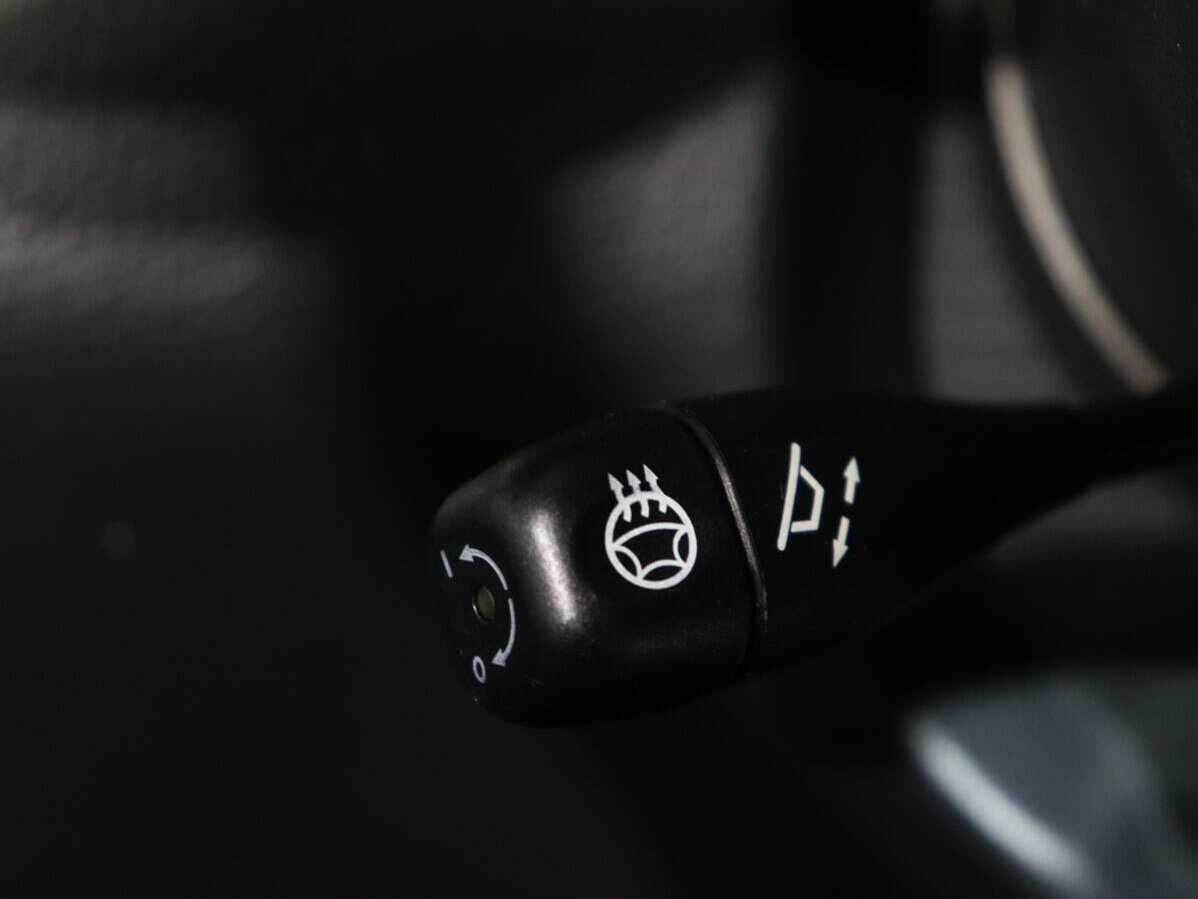 Mercedes-Benz E-Класс 350, 2005 Фото №17