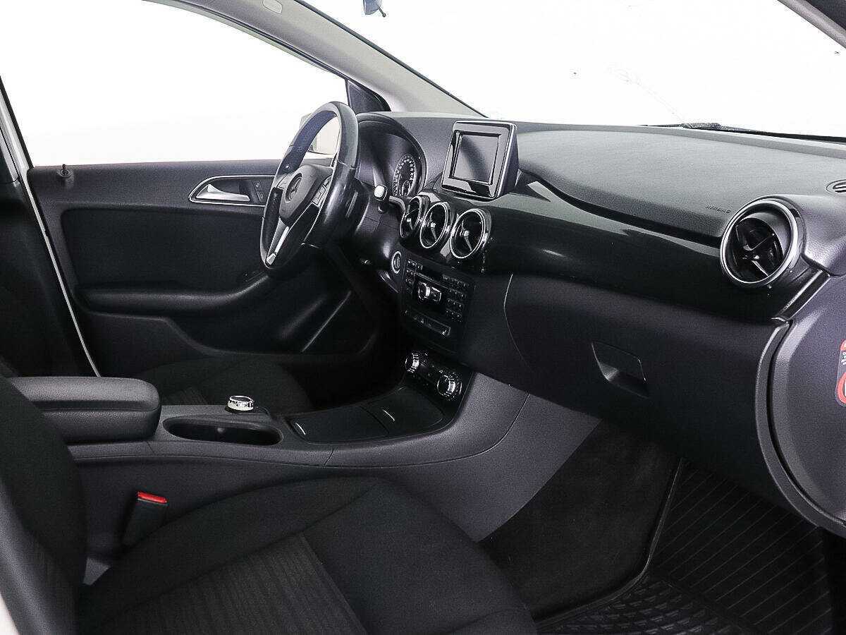 Mercedes-Benz B-Класс 180, 2014 - 127 001 км. | Фото №8