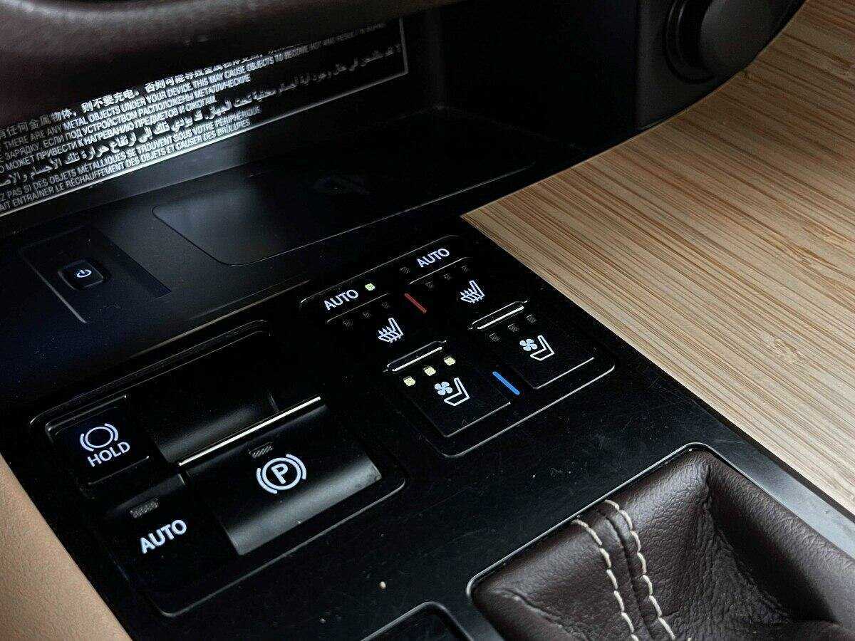 Lexus RX 350, 2018 Фото №15