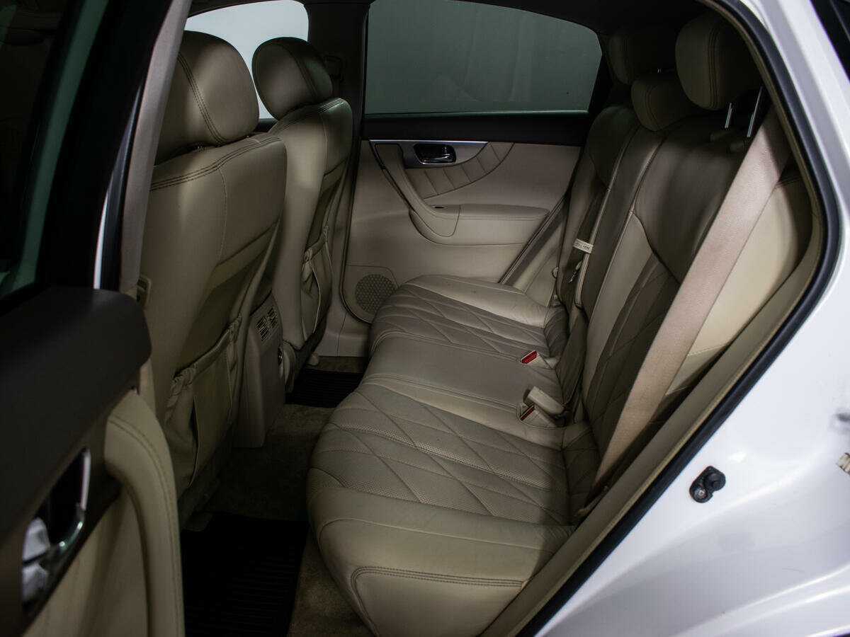 Infiniti FX35, 2008 Фото №9