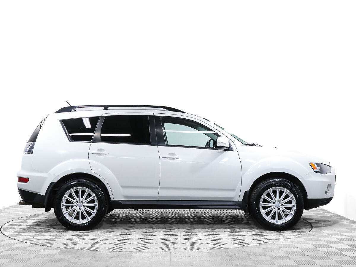 Mitsubishi Outlander, 2010 - 176 120 км. | Фото №3