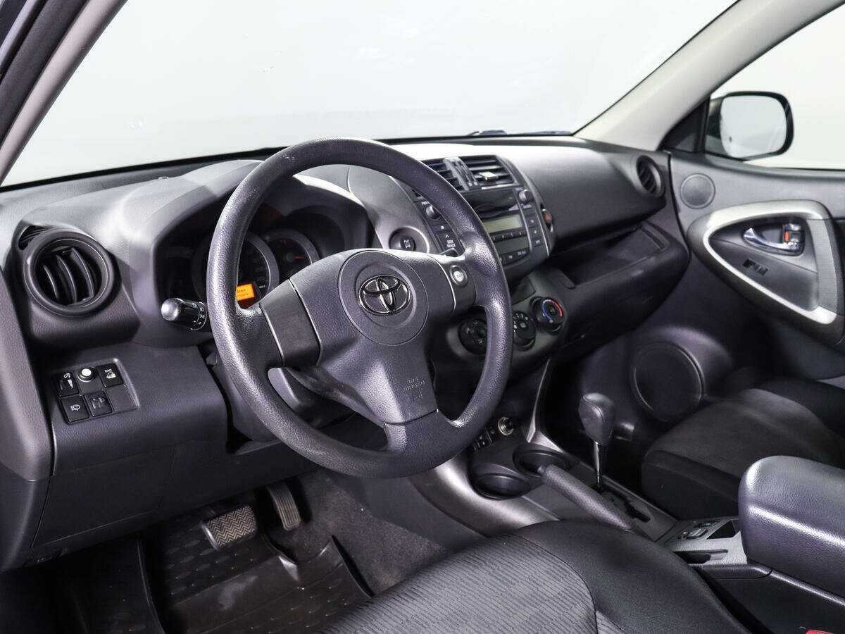 Toyota RAV4, 2010 Фото №11