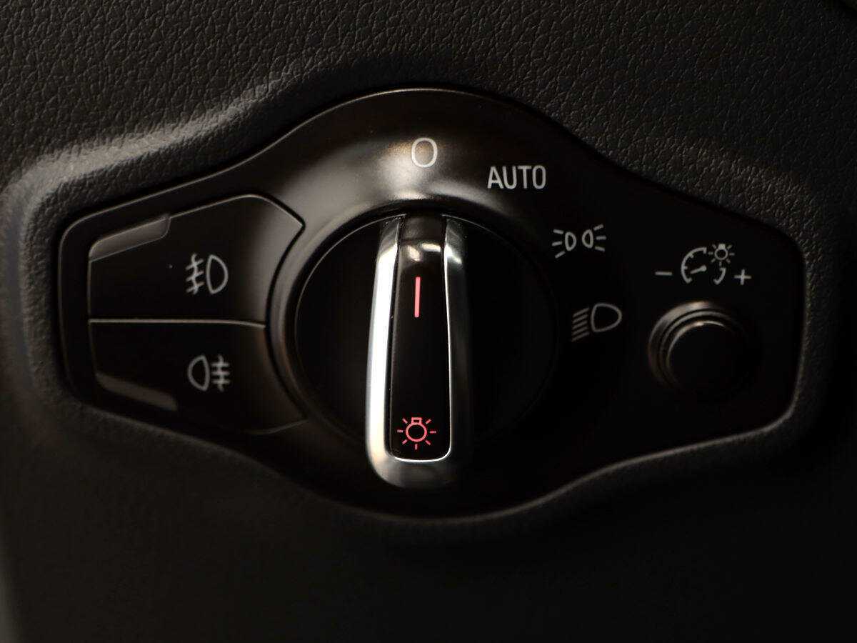 Audi Q5, 2009 Фото №16