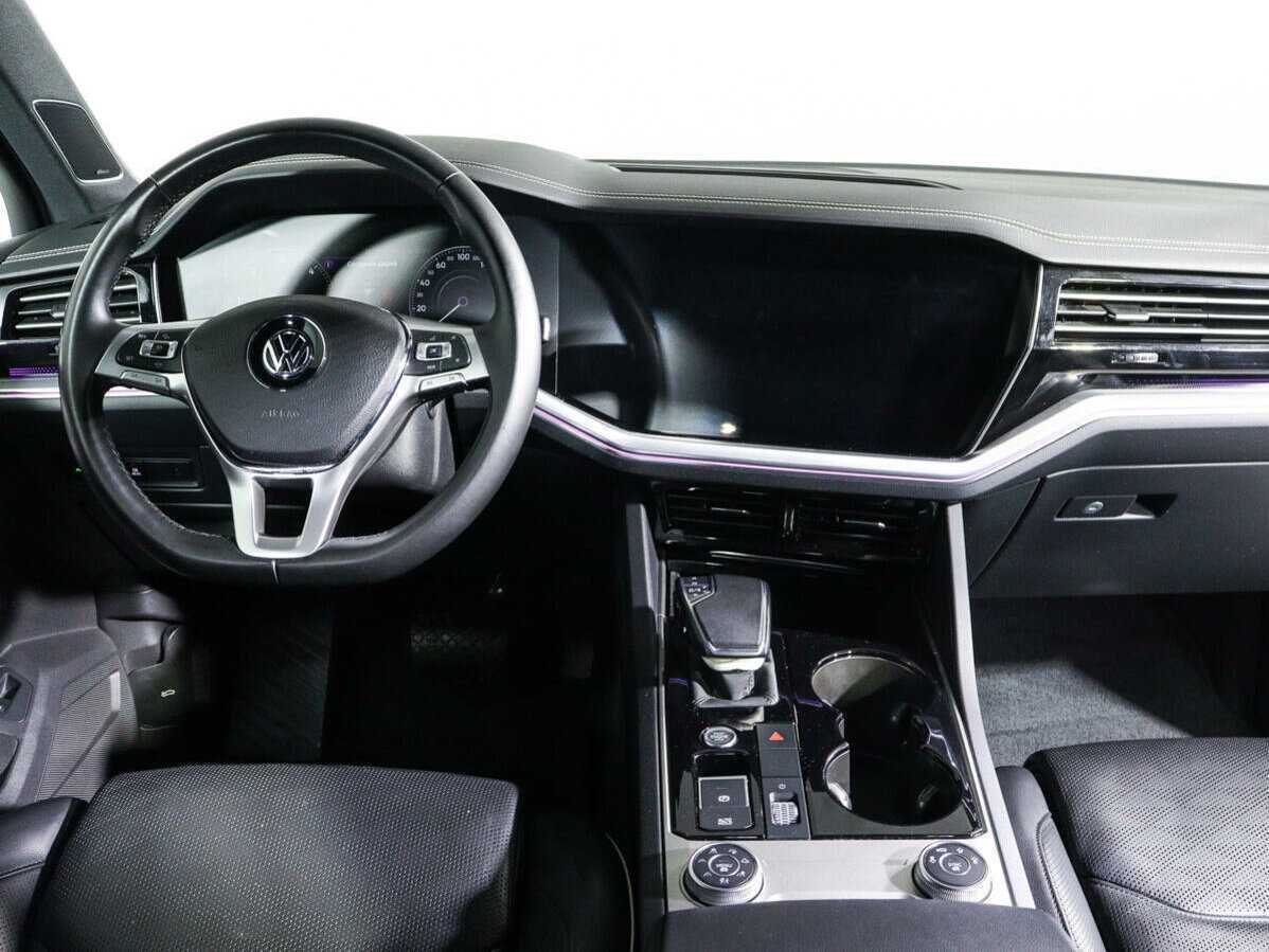 Volkswagen Touareg, 2020 Фото №10