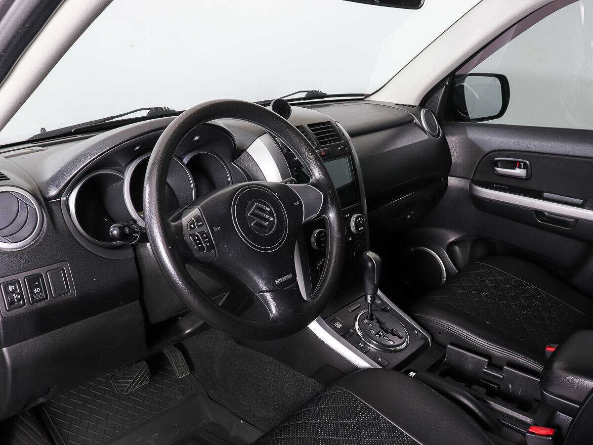 Suzuki Grand Vitara, 2010 Фото №12