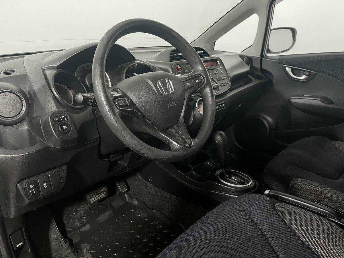 Honda Jazz, 2011 Фото №12