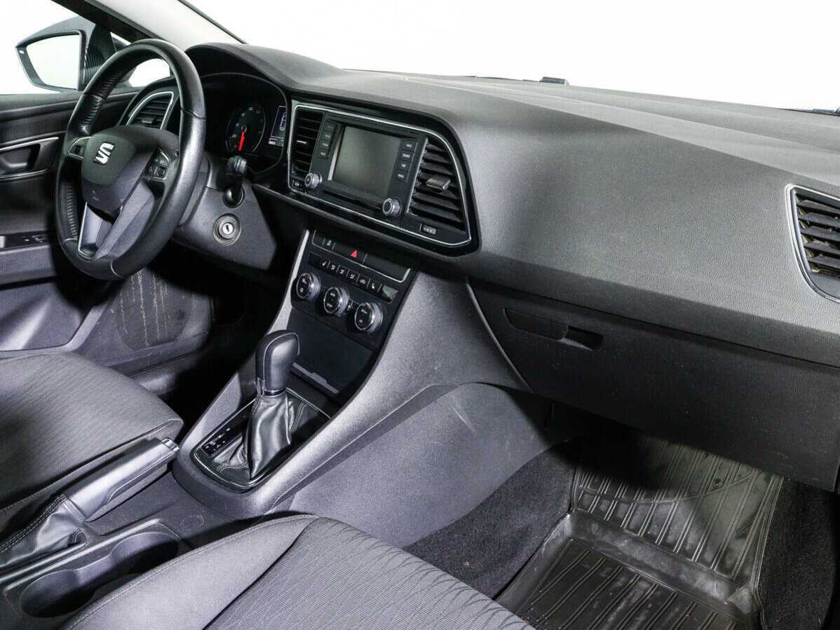 SEAT Leon, 2013 - 288 802 км. | Фото №7