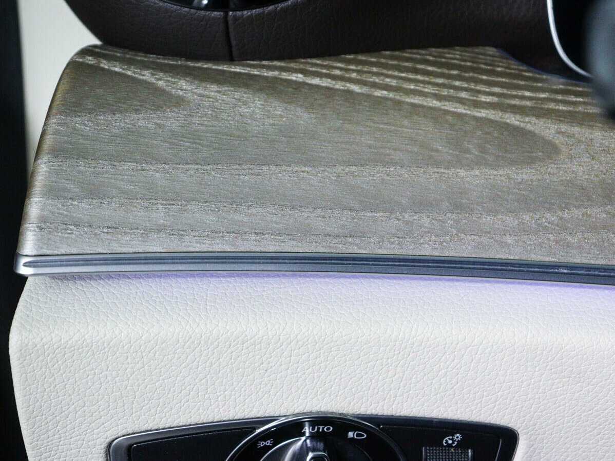 Mercedes-Benz E-Класс 200, 2018 Фото №22