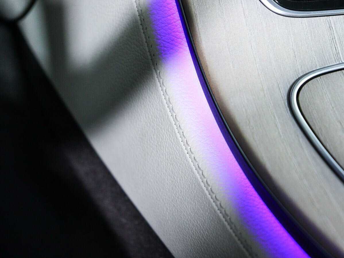 Mercedes-Benz E-Класс 200, 2018 Фото №25