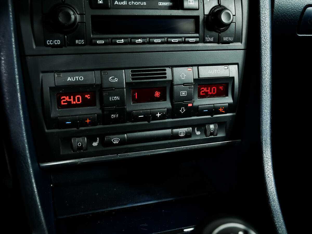 Audi A4, 2002 Фото №14