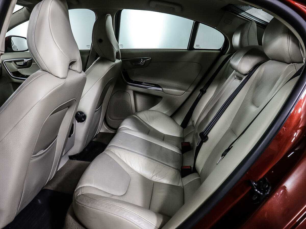 Volvo S60, 2011 Фото №9