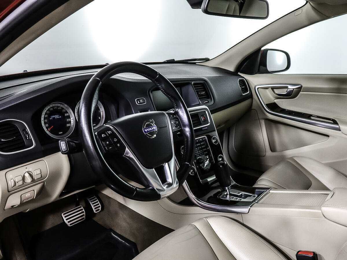 Volvo S60, 2011 Фото №13