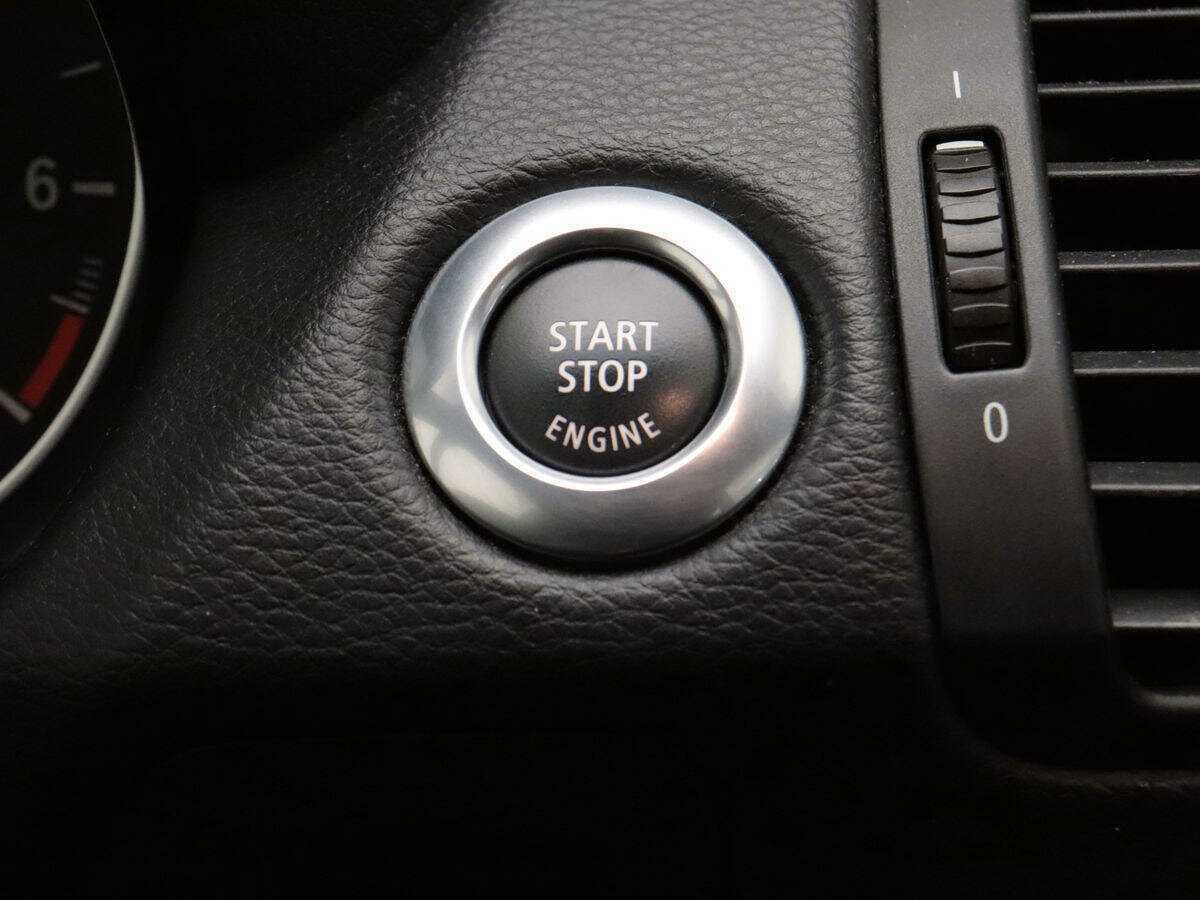 BMW 1 серии 116i, 2011 Фото №10