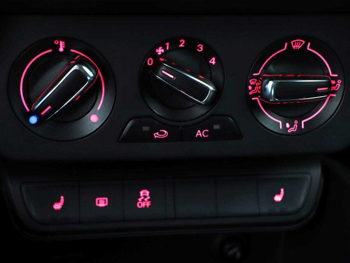 Audi A1, 2011 Фото №18