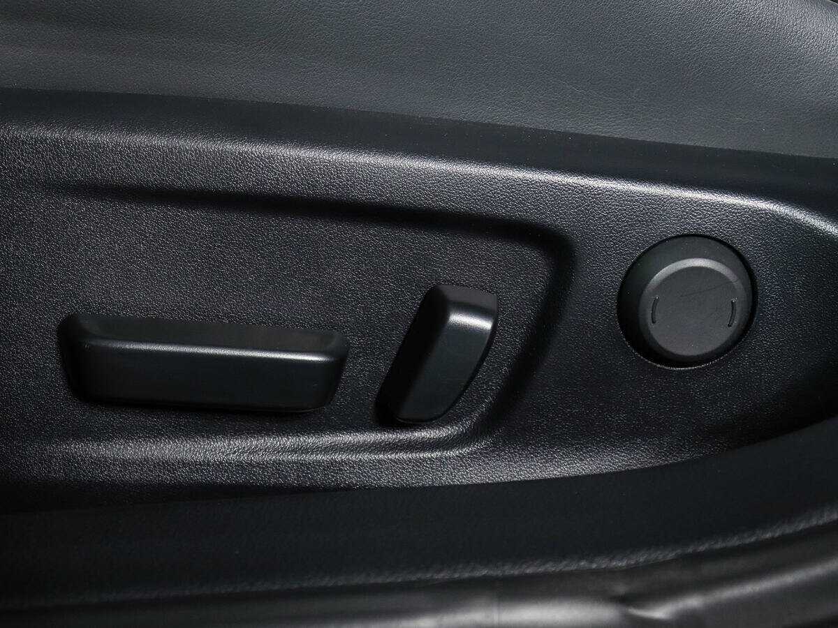 Lexus IS 350, 2021 Фото №16