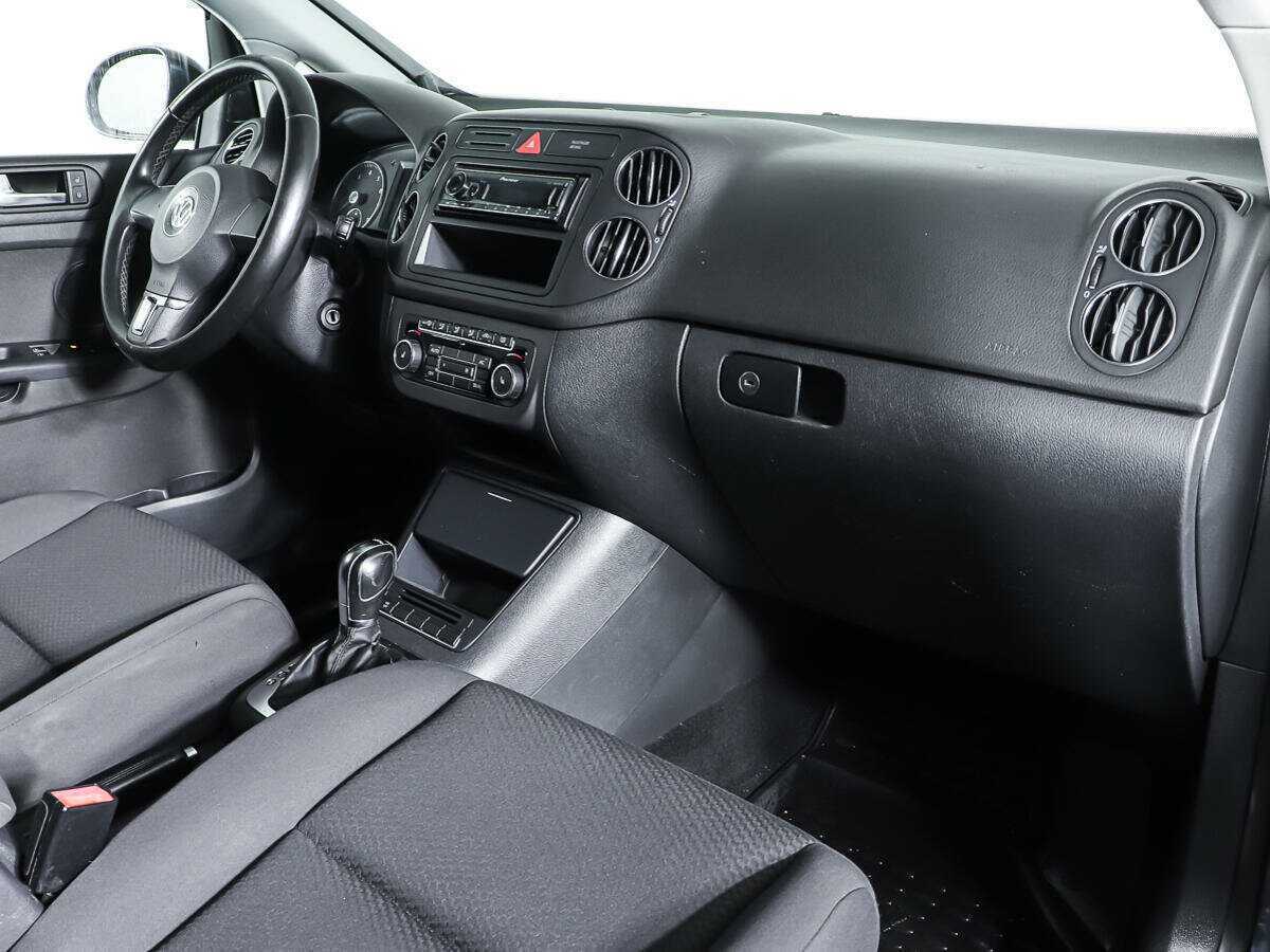 Volkswagen Golf Plus, 2011 - 226 825 км. | Фото №8
