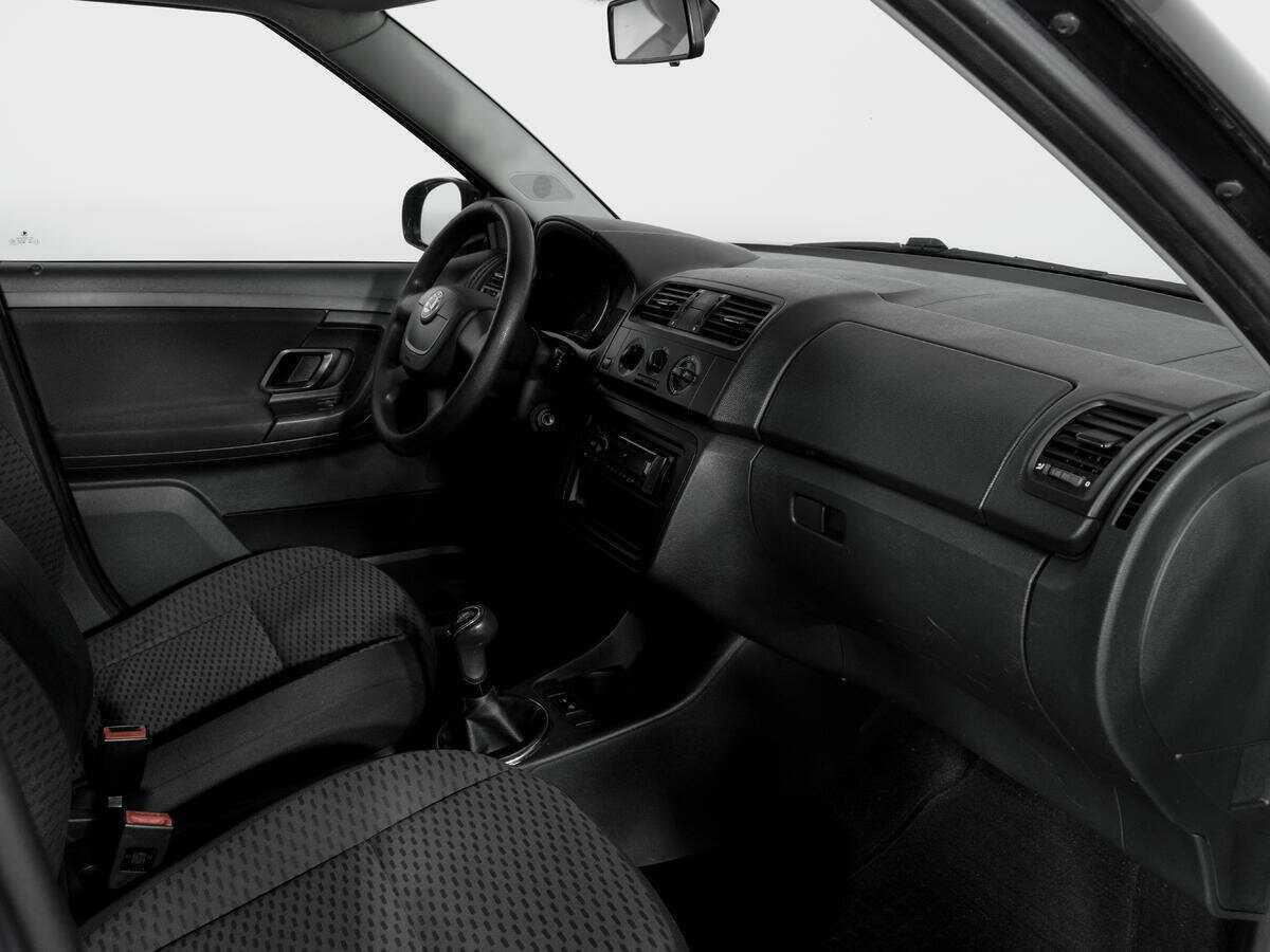 Skoda Fabia, 2010 Фото №9