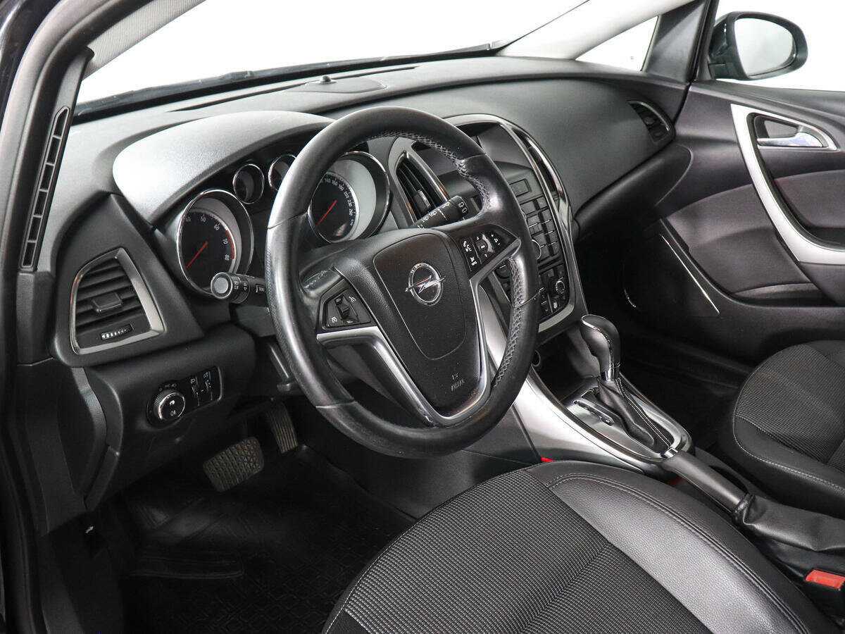 Opel Astra, 2011 - 225 817 км. | Фото №5