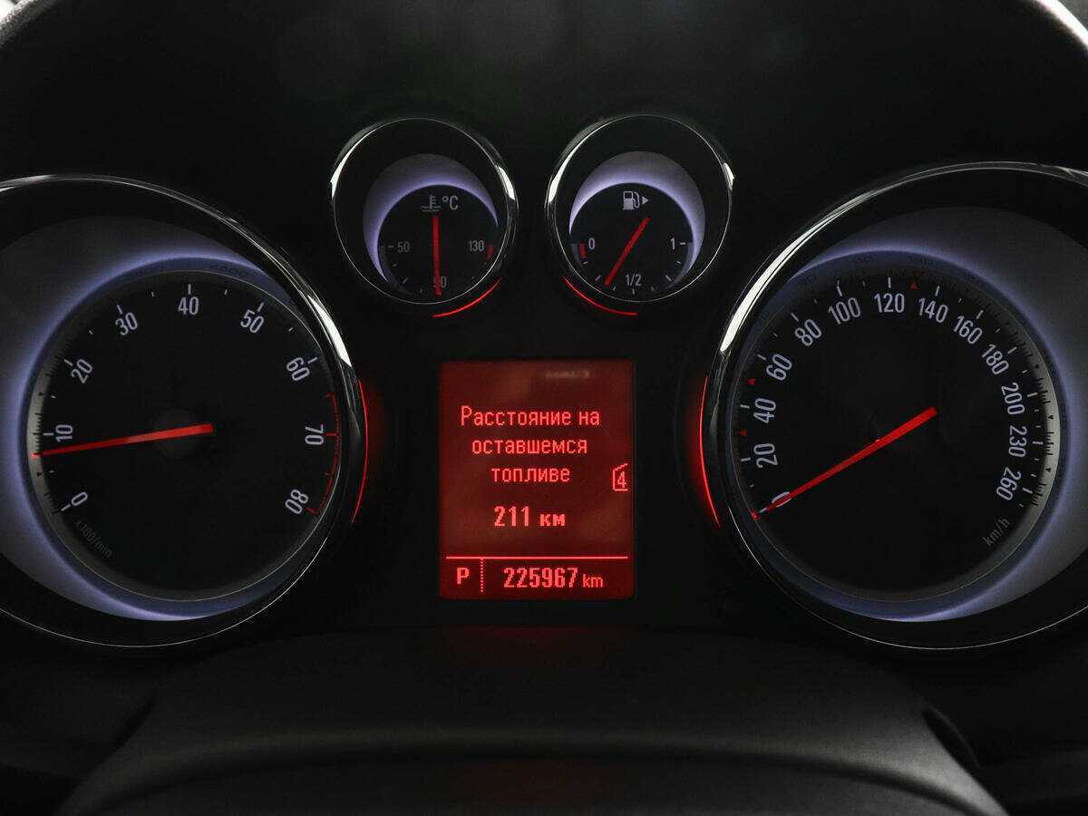 Opel Astra, 2011 - 225 817 км. | Фото №7