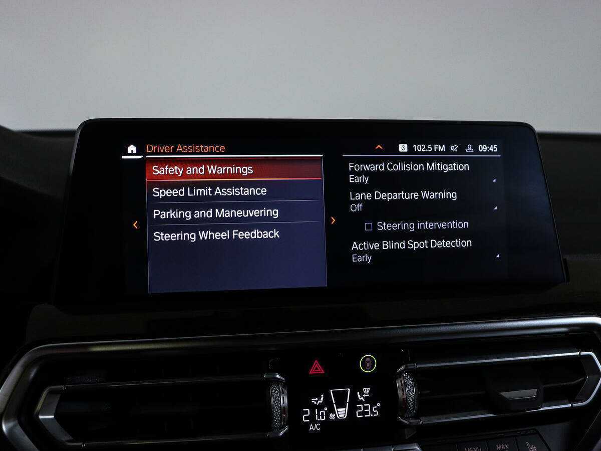 BMW X3 30i xDrive, 2023 Фото №25