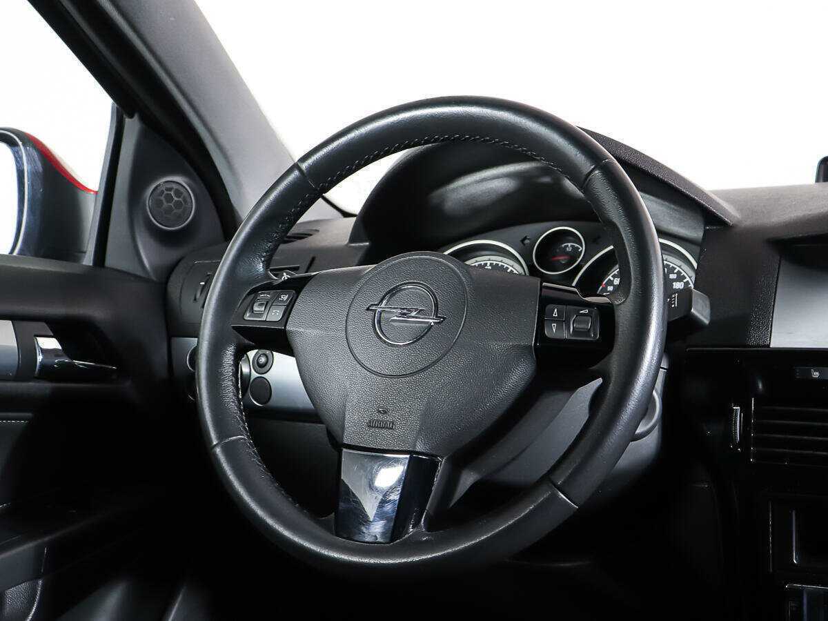 Opel Astra GTC, 2010 Фото №13
