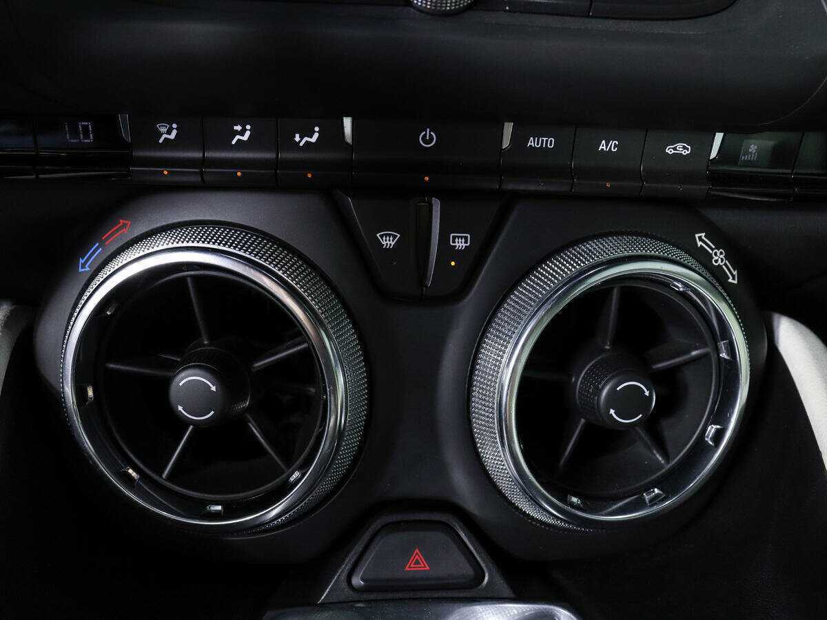 Chevrolet Camaro SS, 2020 Фото №11