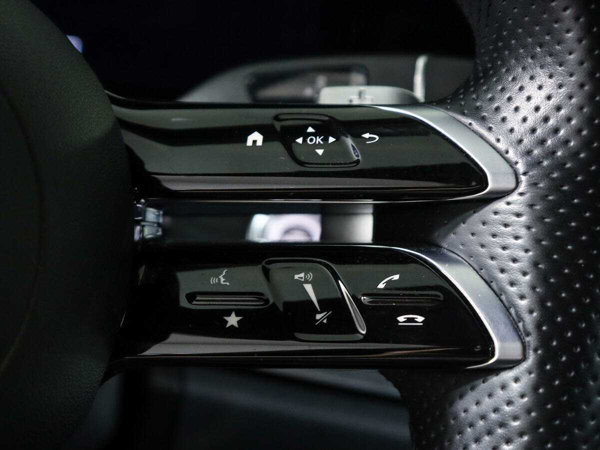 Mercedes-Benz E-Класс 200, 2020 Фото №16