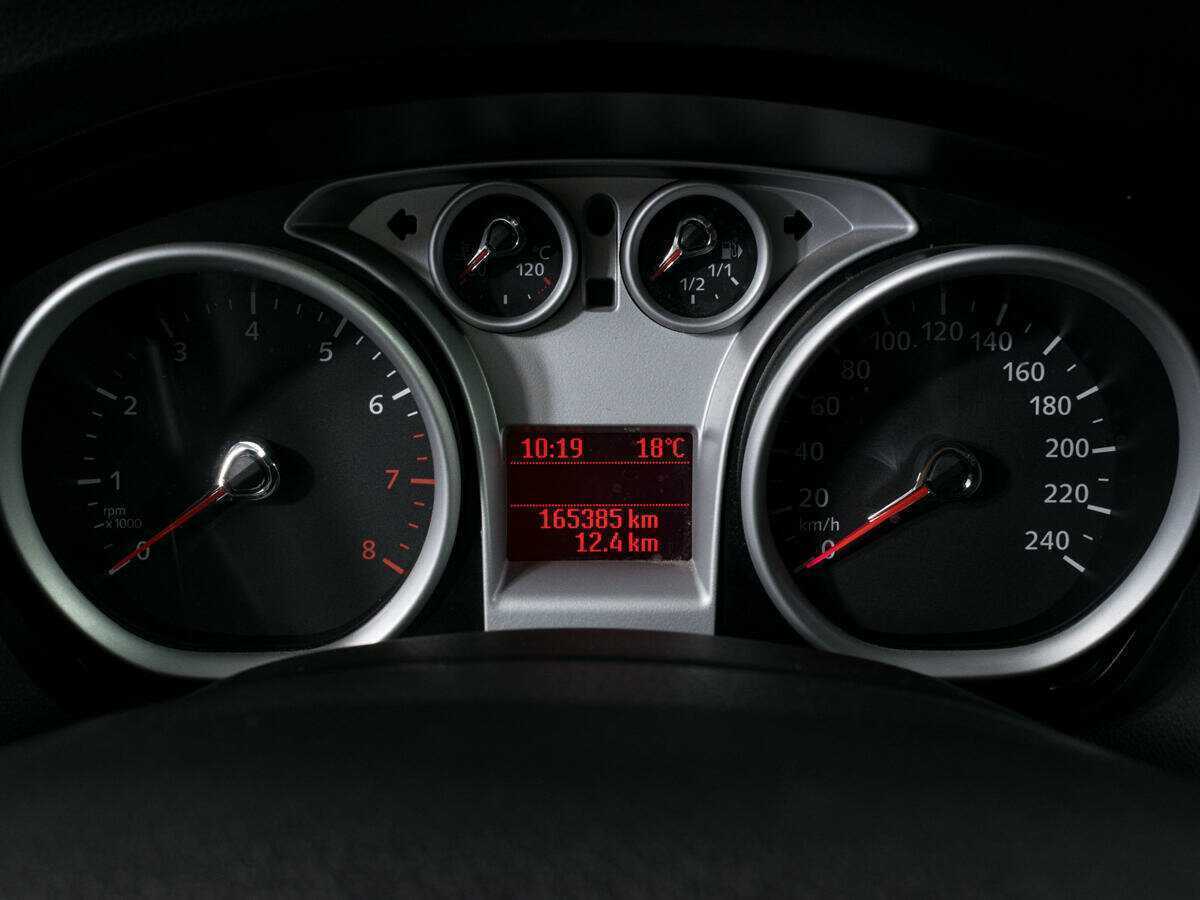 Ford Focus, 2010 Фото №13