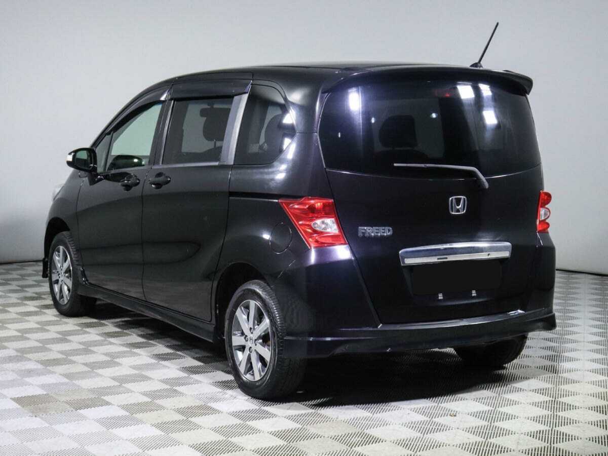 Honda Freed, 2011 - 160 000 км. | Фото №7
