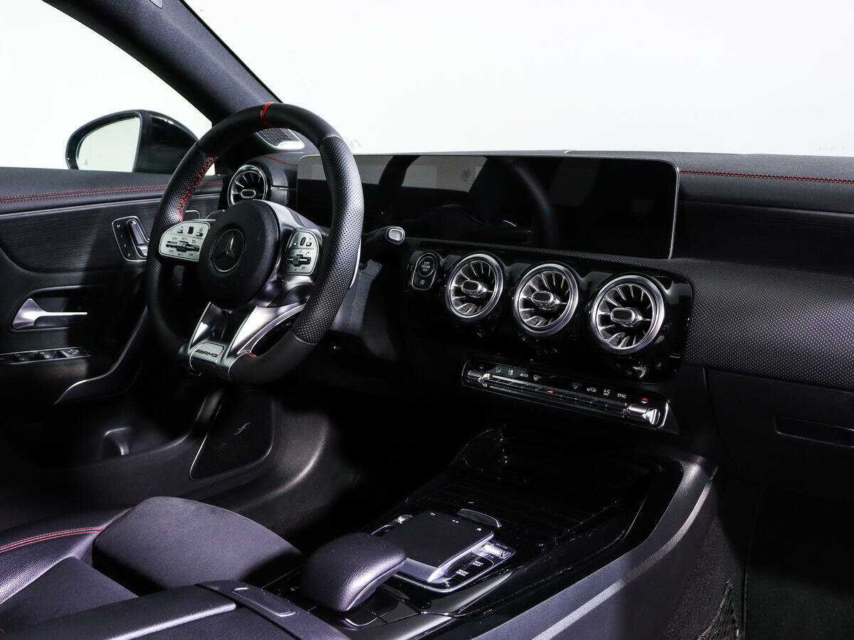Mercedes-Benz CLA AMG 35 AMG, 2019 Фото №7