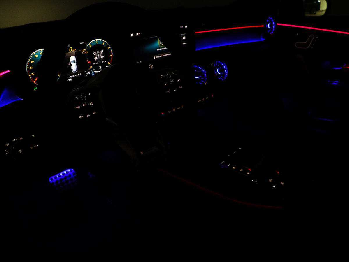 Mercedes-Benz CLA AMG 35 AMG, 2019 Фото №13