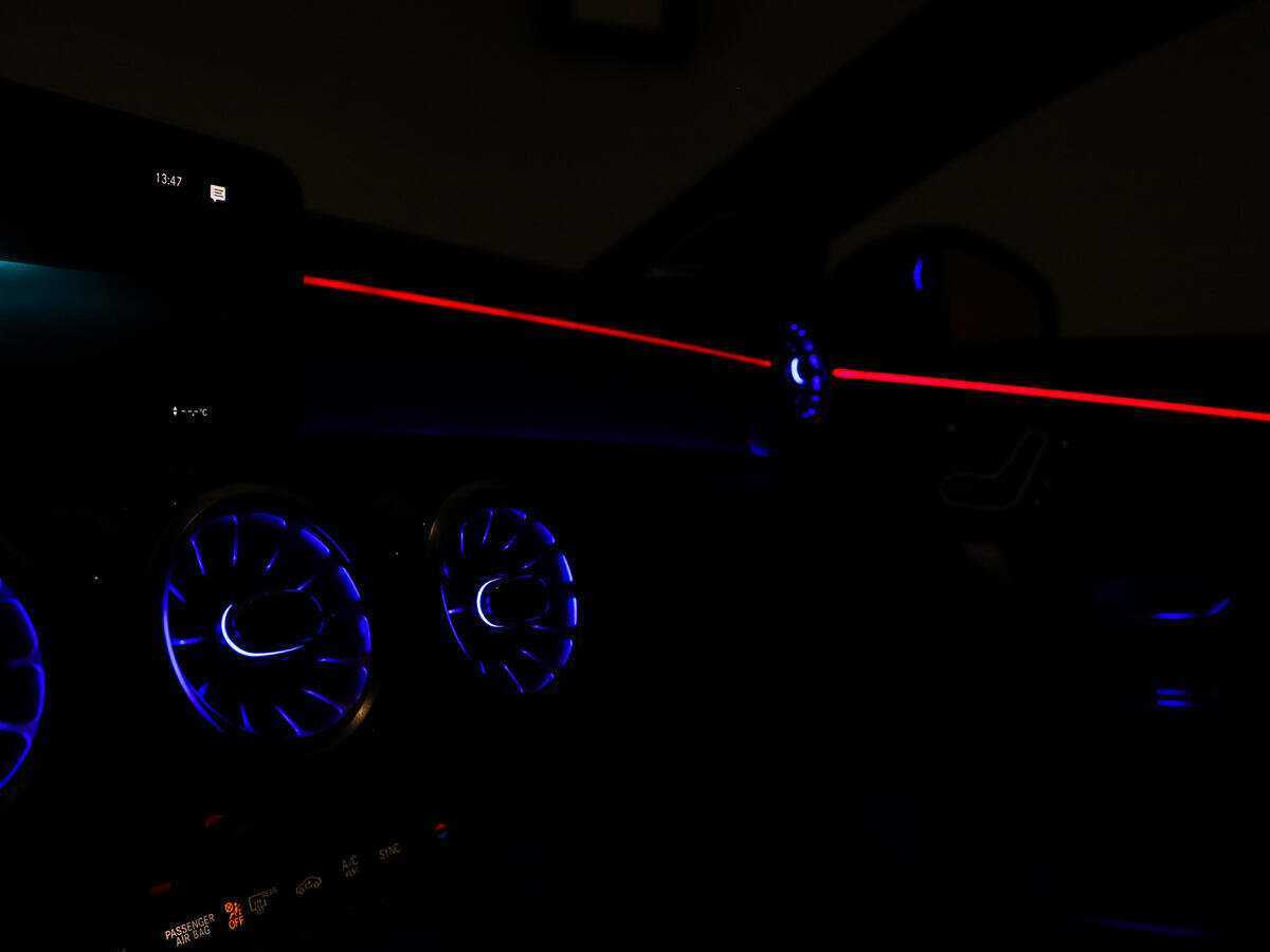 Mercedes-Benz CLA AMG 35 AMG, 2019 Фото №18