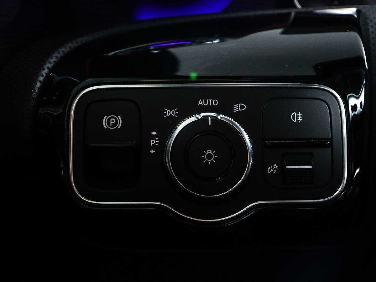 Mercedes-Benz CLA AMG 35 AMG, 2019 Фото №32