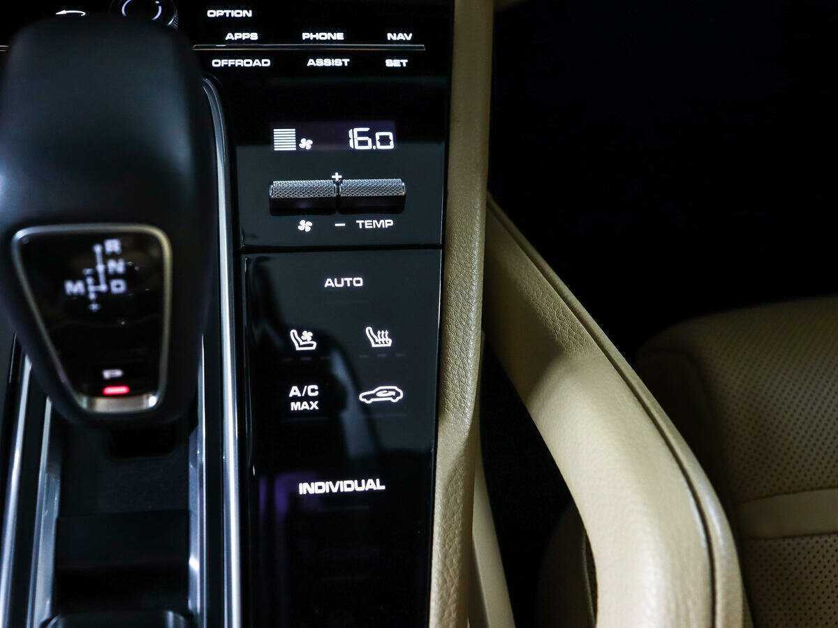 Porsche Cayenne, 2018 Фото №22