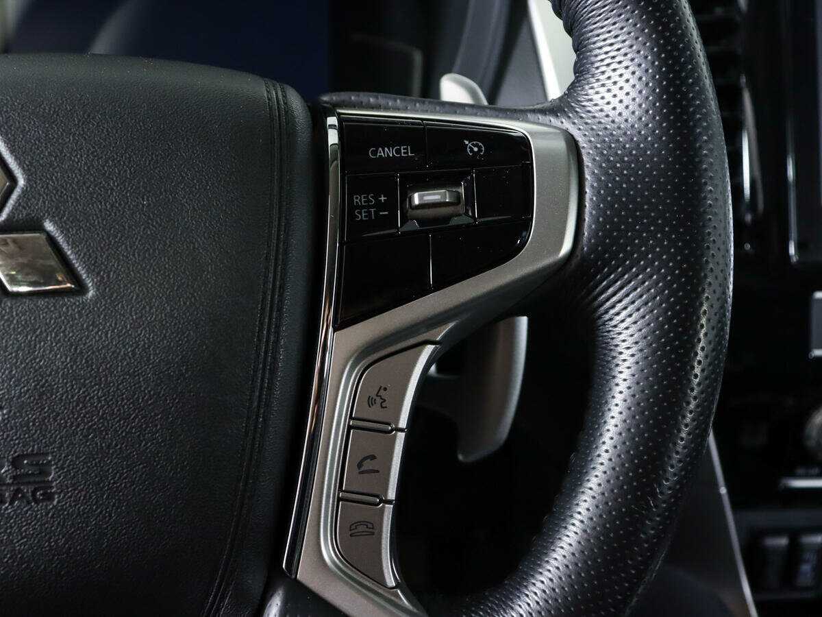 Mitsubishi Pajero Sport, 2021 Фото №17